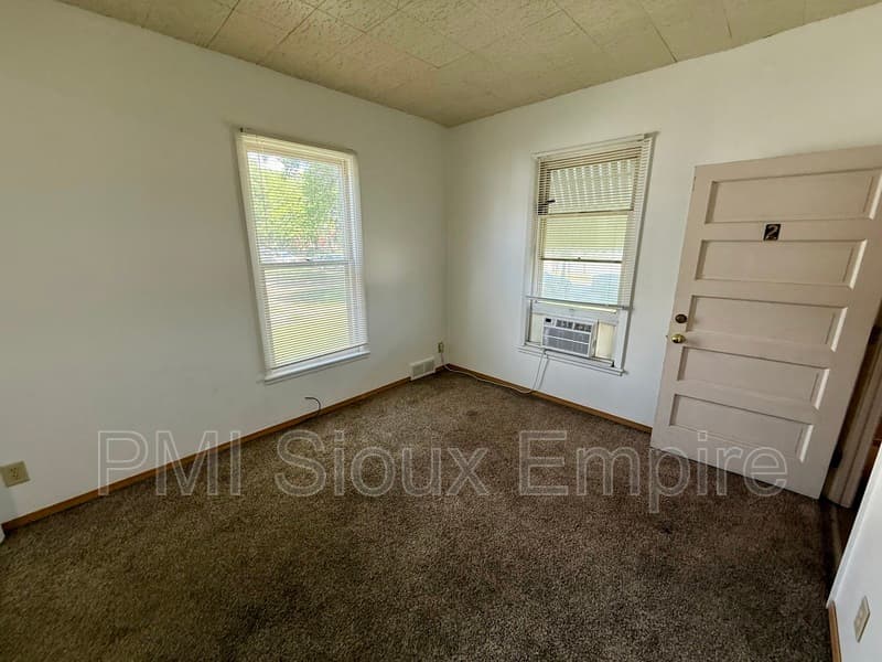 Sioux Falls Condo: 133 S Summit Ave