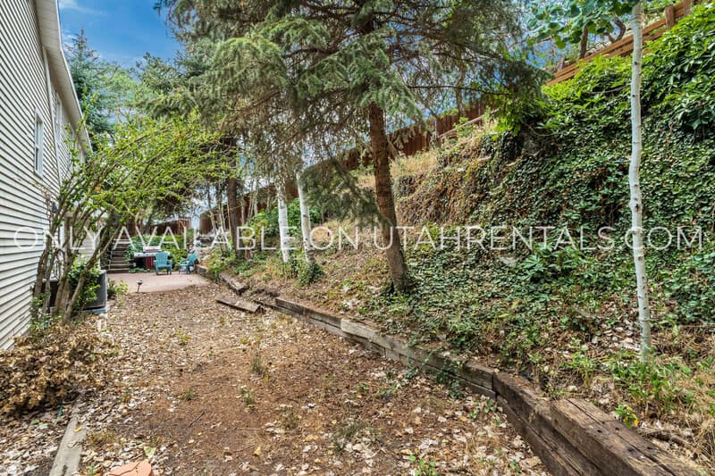 Provo House: 3676 N 870 E