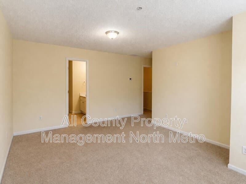 Cumming Townhome: 135 Primrose Drive