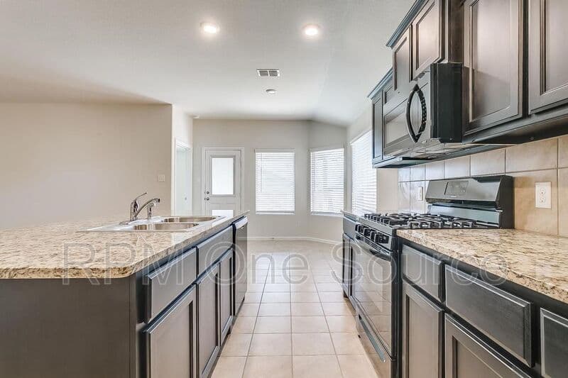 Ft. Worth House: 6320 Eagle Pier Way