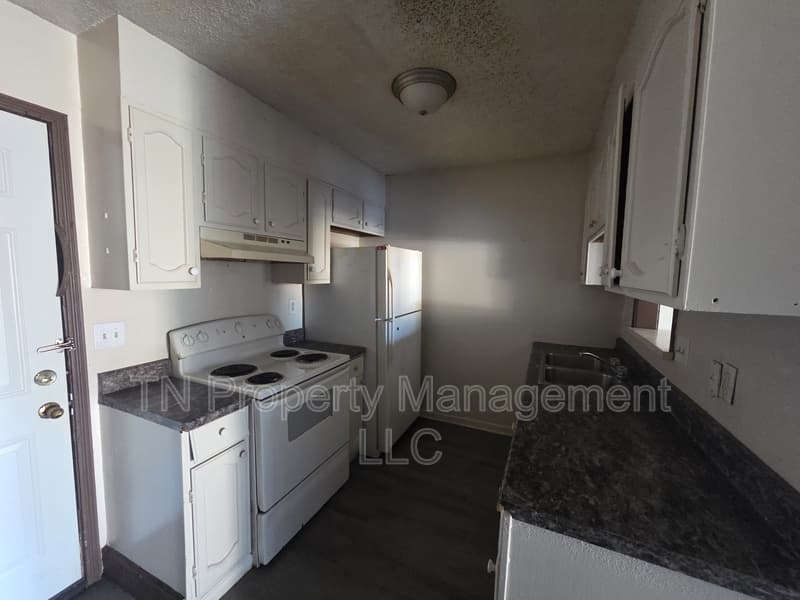 Lafayette Condo: 108 Rue Royale - B