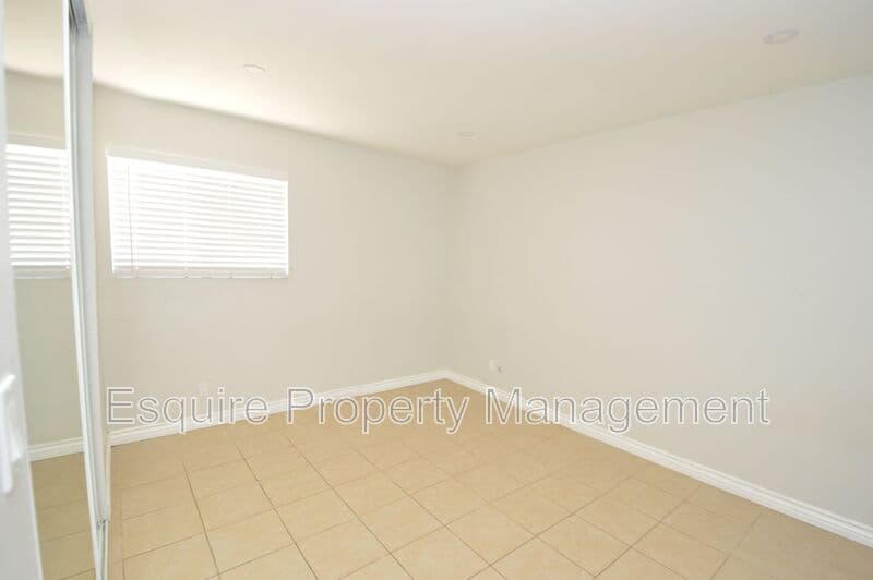 OXNARD Condo: 421 FIRST STREET