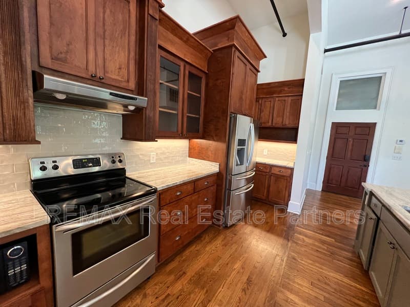 Hattiesburg Condo: 601 Court St Ste 201