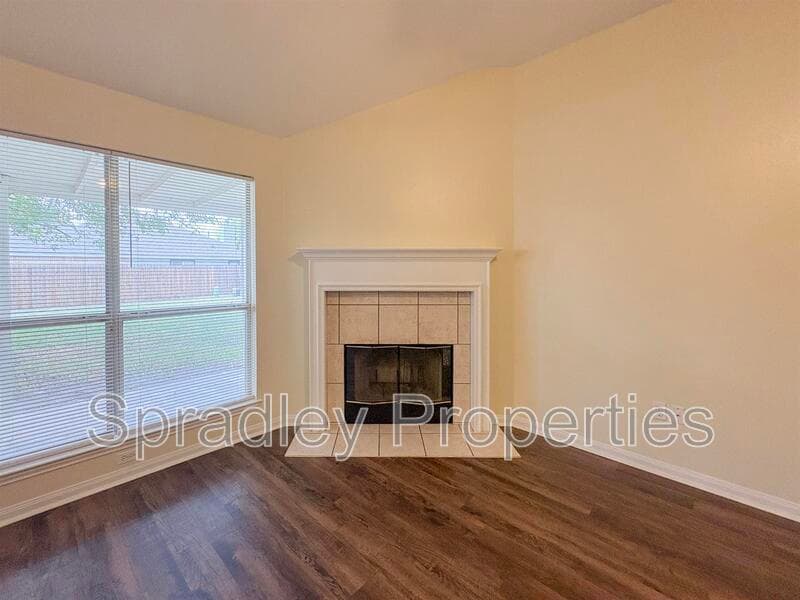 Temple House: 2720 Crestwood Ct