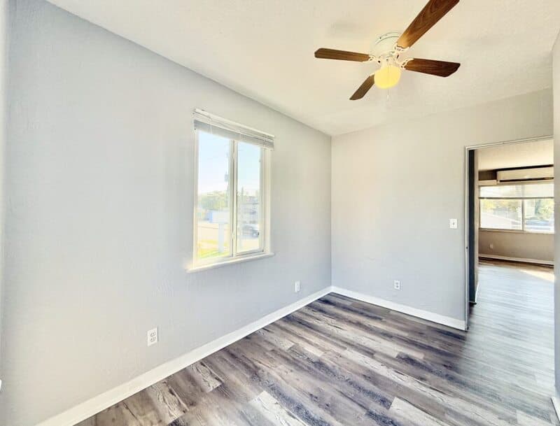 Daytona Beach Condo: 551 North Ridgewood Avenue - 3