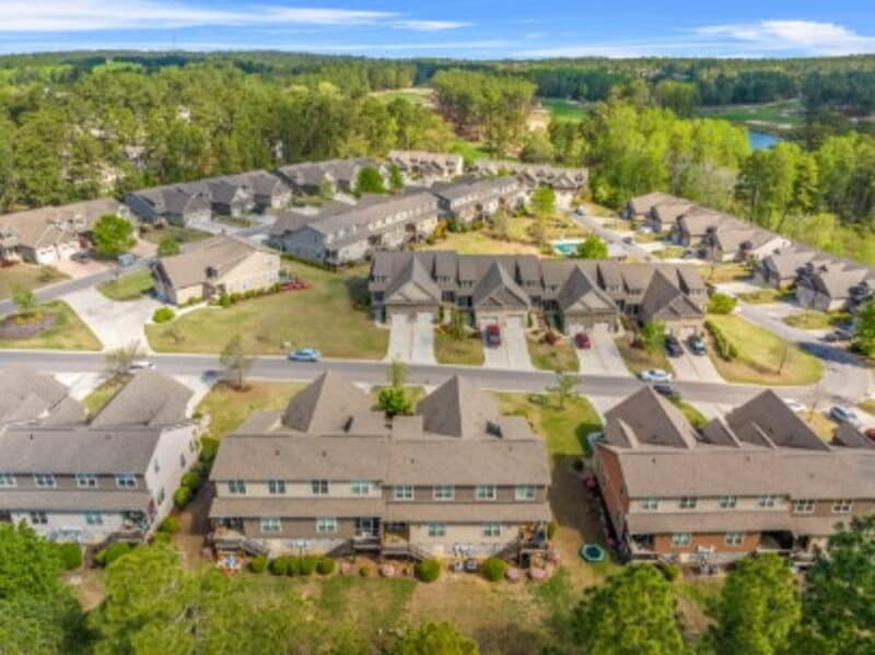 Southern Pines Townhome: 116 Cypress Circle