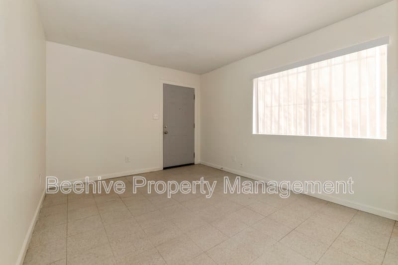 Phoenix House: 1040 N 28th St
