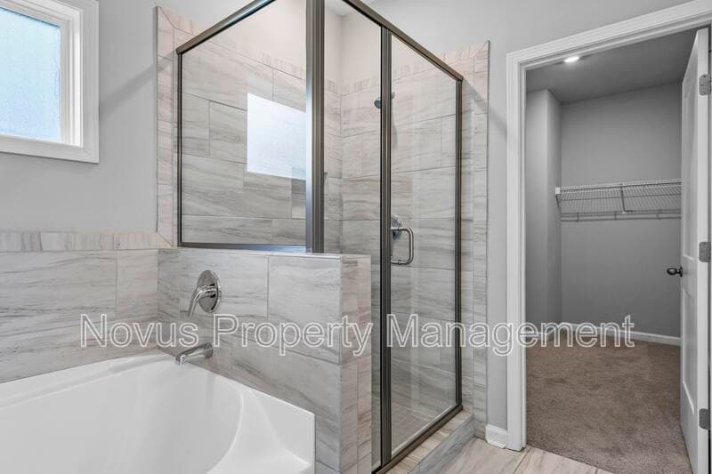 Carrollton House: 122 Cedar Park Way