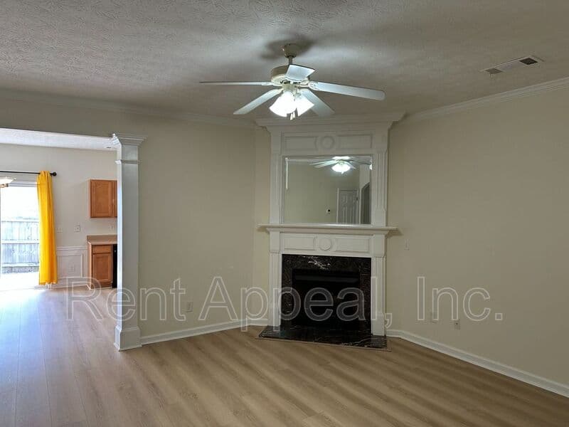 Duluth House: 3880 Grovemont Place
