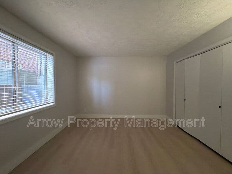 Lincoln Condo: 3341 Holdrege Street