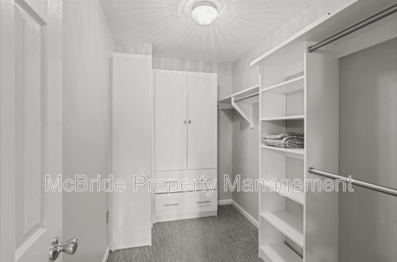 Evans Townhome: 201 Nicklaus Court