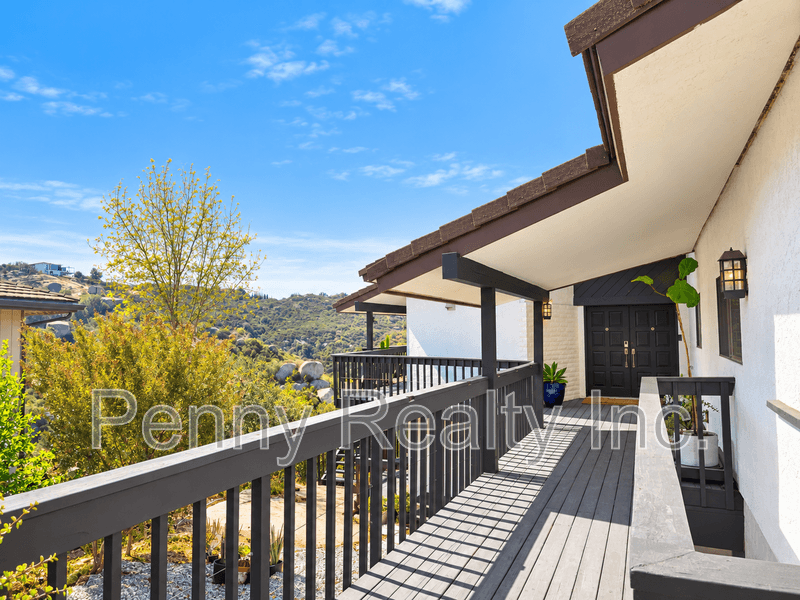 Escondido House: 9603 Indian Creek Way