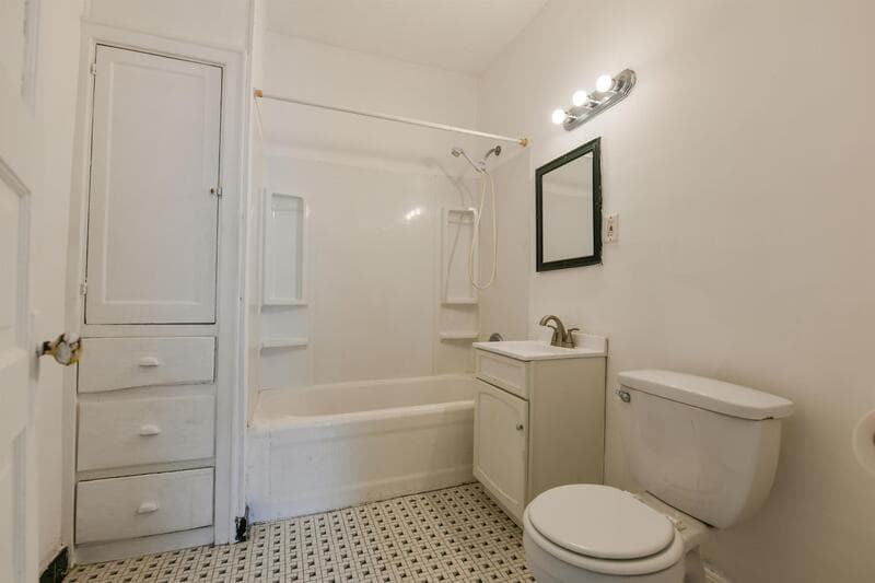 Green Bay Condo: 1217 Chicago Street
