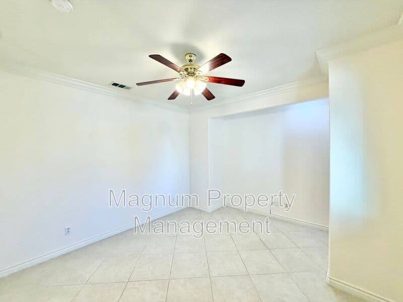 Winchester House: 35186 Orchid Dr
