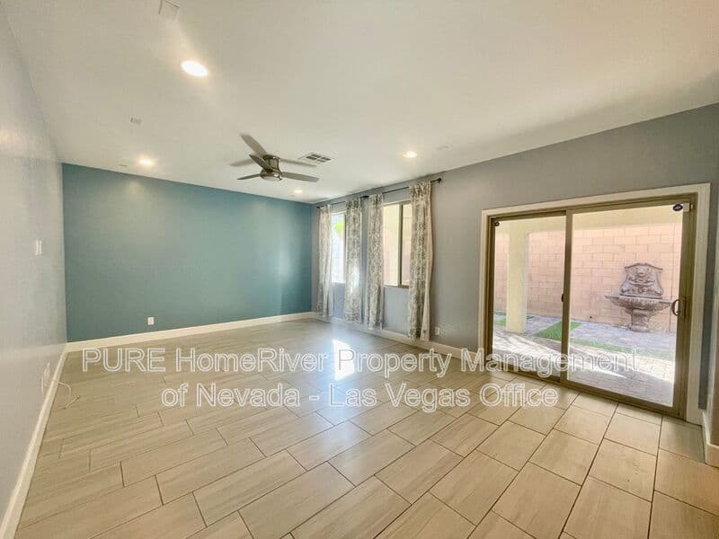 Las Vegas House: 8971 Whitten Park Ave