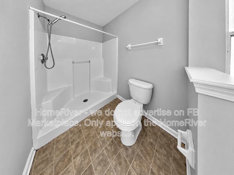Jacksonville House: 6711 Salt Pond Dr N