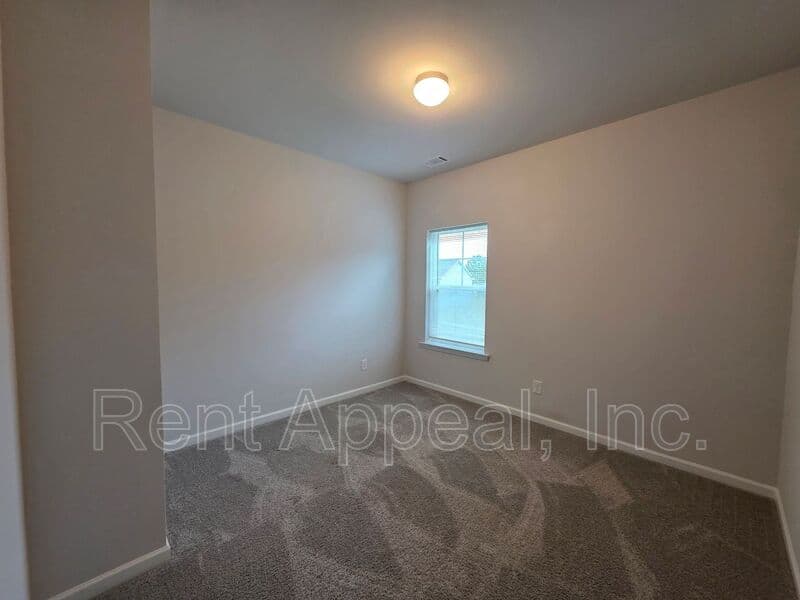 Hoschton House: 970 Laurel Cove Dr