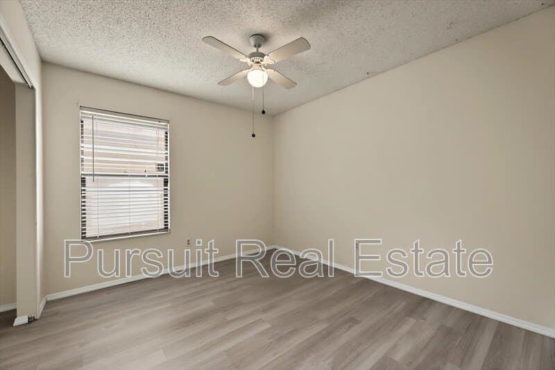 Jacksonville House: 3811 Millpoint Drive