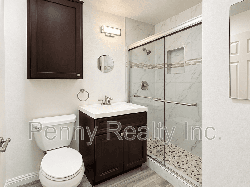 San Diego Condo: 5540 Lindo Paseo