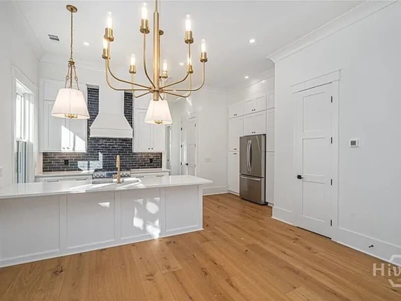 Savannah Condo: West 38th Street - 312