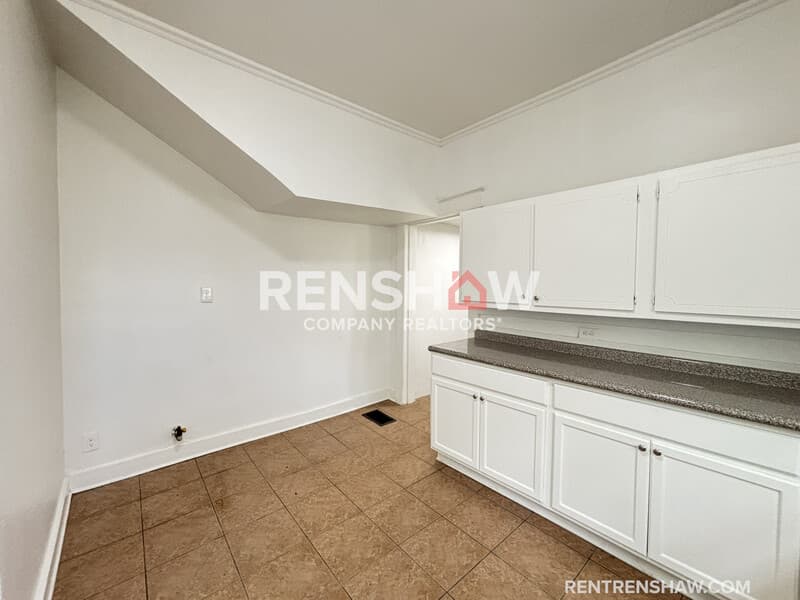 Memphis House: 1492 Faxon Ave