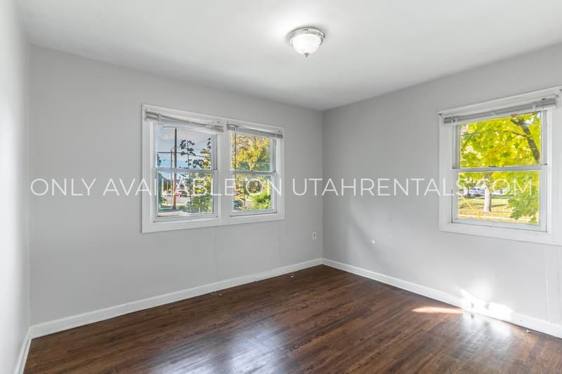Sugarhouse Condo: 2001 S 1500 E Redondo