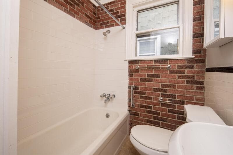 Albany Condo: 489 Hamilton St - 1
