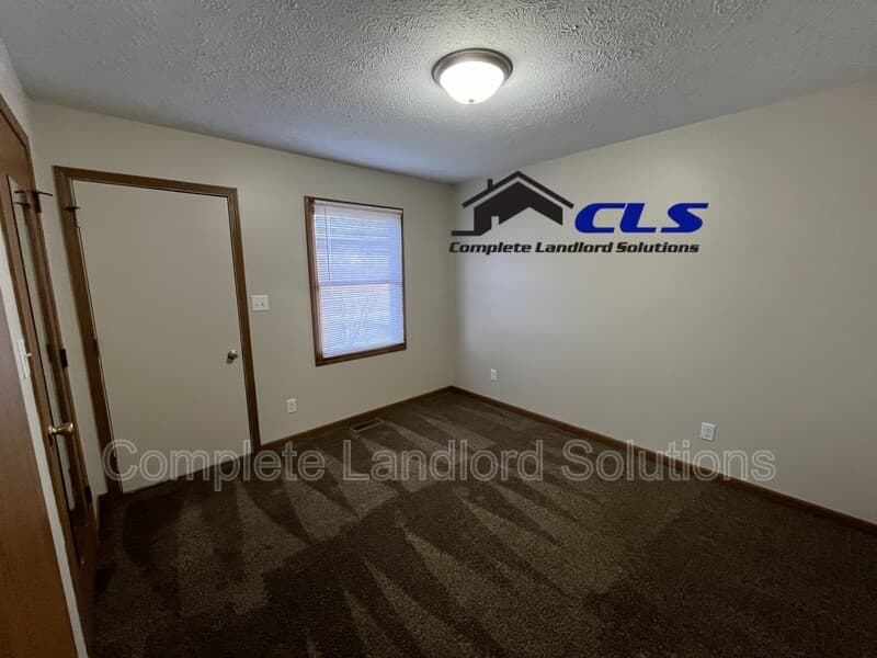 Terre Haute Condo: 1830 East Morgan Drive