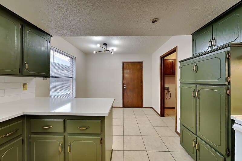 Edmond House: 2200 Sandy Creek Trl