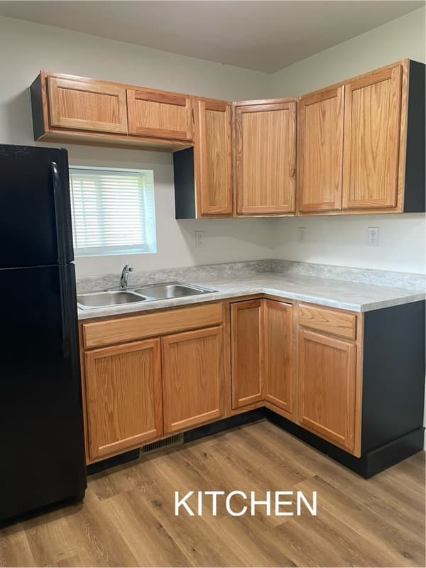 Anderson Condo: 221 E. 13th St