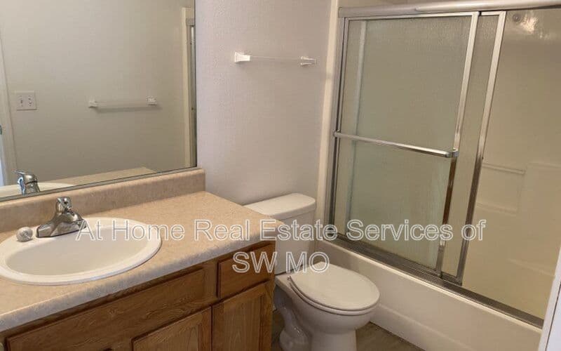 Ozark Condo: 1019 N 25th
