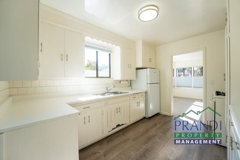 Mill Valley Condo: 20 Gardner St
