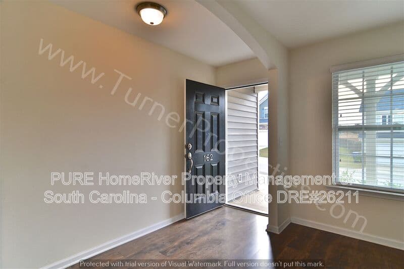 Chapin House: 162 Whispering Oak Ln