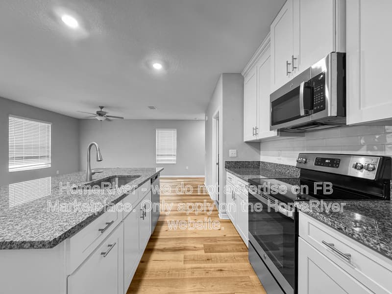 Ruskin House: 416 Royal Empress Dr