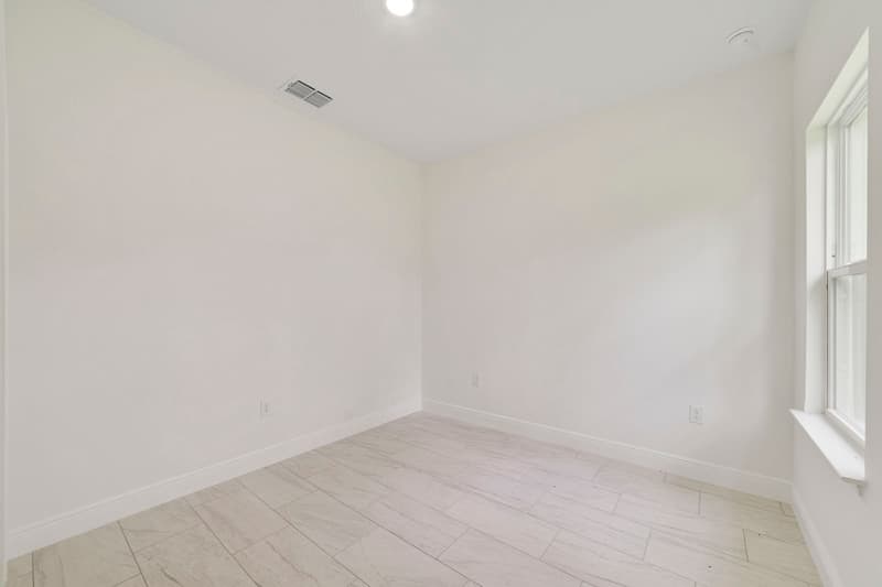 Citrus Springs House: 3355 W Marie Dr