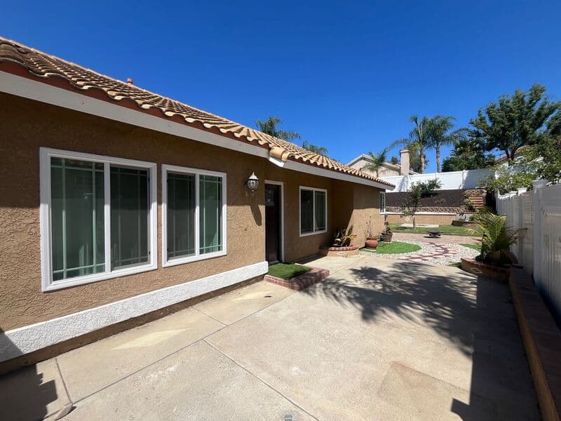Murrieta House: 24402 Calle Tassjara