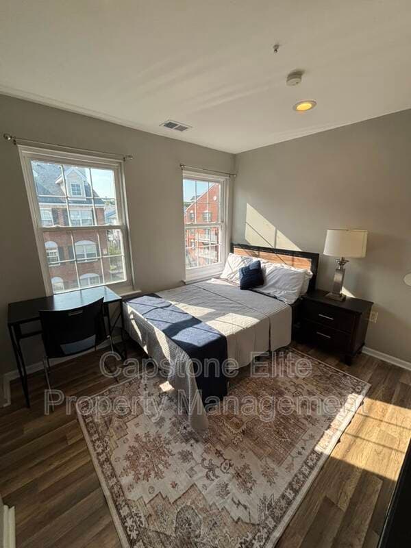 Newark Condo: 38 Marrow St - Standard Hallway