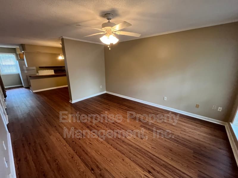 Memphis Condo: 3244 Southern Ave