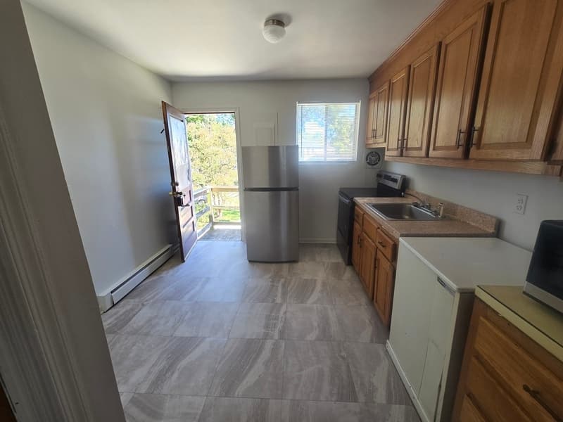 Richmond Condo: 3215 Meadowbridge Rd