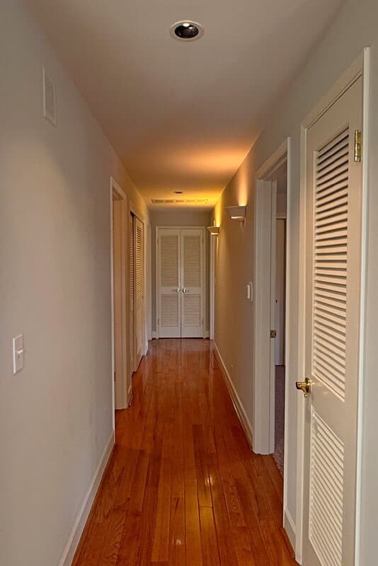 Kirkland House: 10632 NE 47th Pl