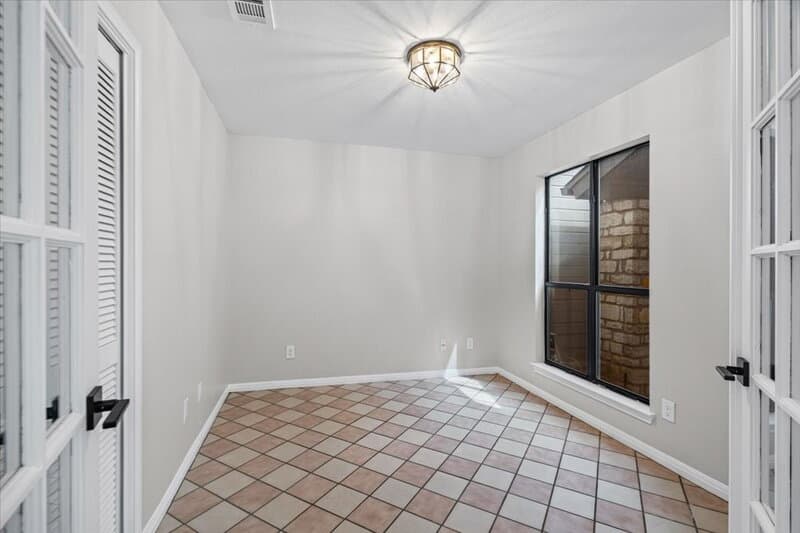 Austin Condo: 8800 Mariscal Canyon Drive
