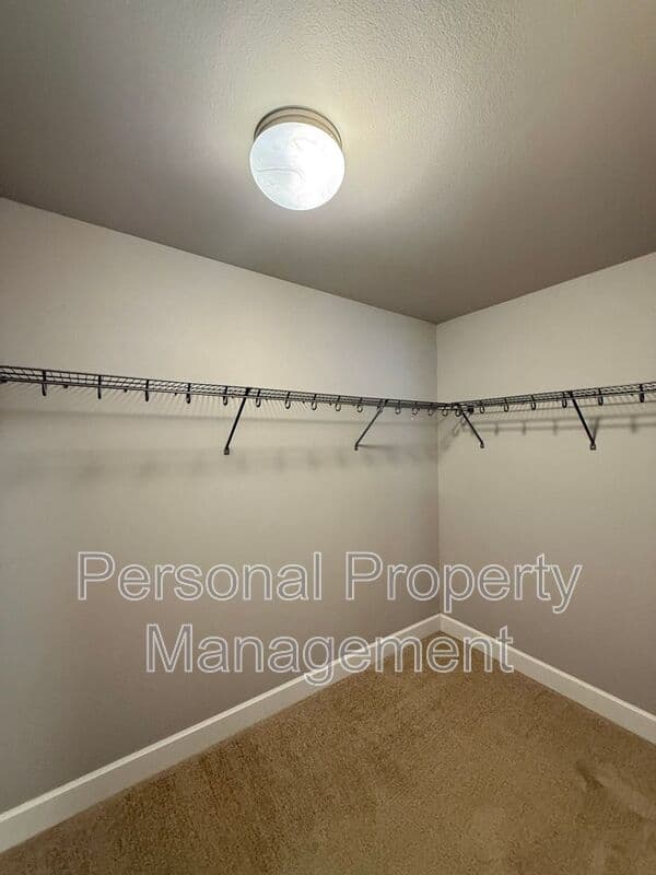 Vancouver House: 5502 NE 134th St