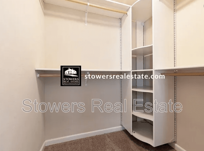 Livermore House: 5461 Arlene Way
