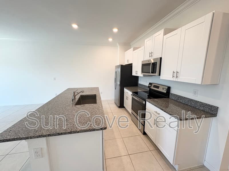 Land O Lakes Townhome: 8840 Gallantree Pl