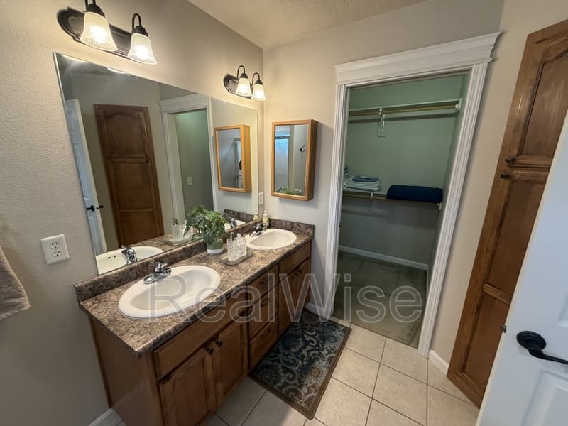 Grants Pass House: 1630 Medart Ln