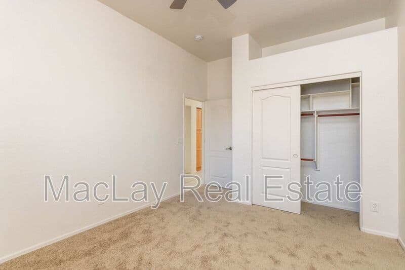 Chandler House: 3820 S Barberry Pl
