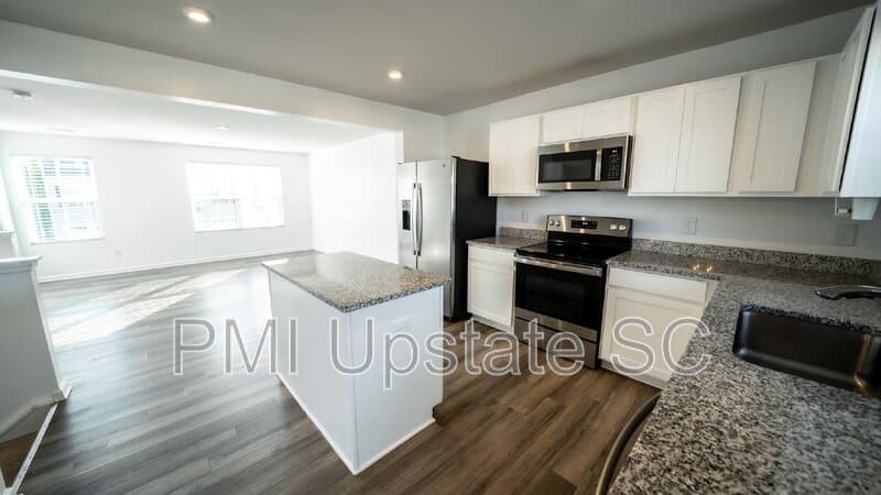 Simpsonville Townhome: 226 Coldwater Creek Court