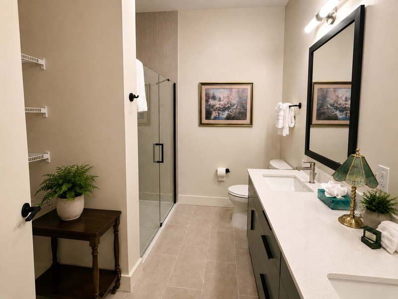 Savannah Condo: 2613 Montgomery Street