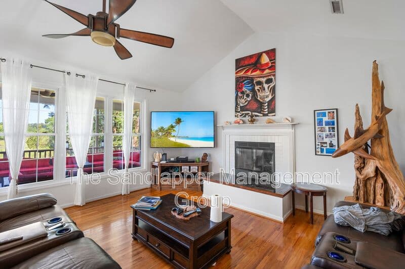 Johns Island House: 588 Main Road