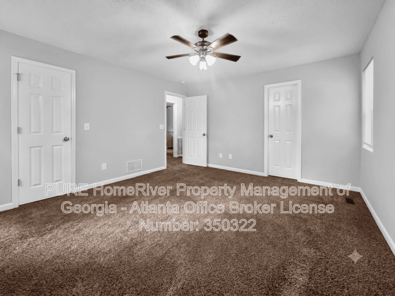 Acworth House: 555 Browning Cir